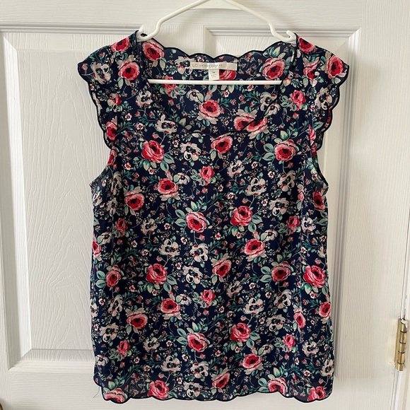 LC Lauren Conrad Tops - LC Lauren Conrad Navy and Red Floral Blouse